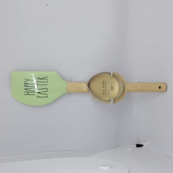 Other - rae dunn Happy Easter Silicon Spatula And Egg Cookie Cutter New